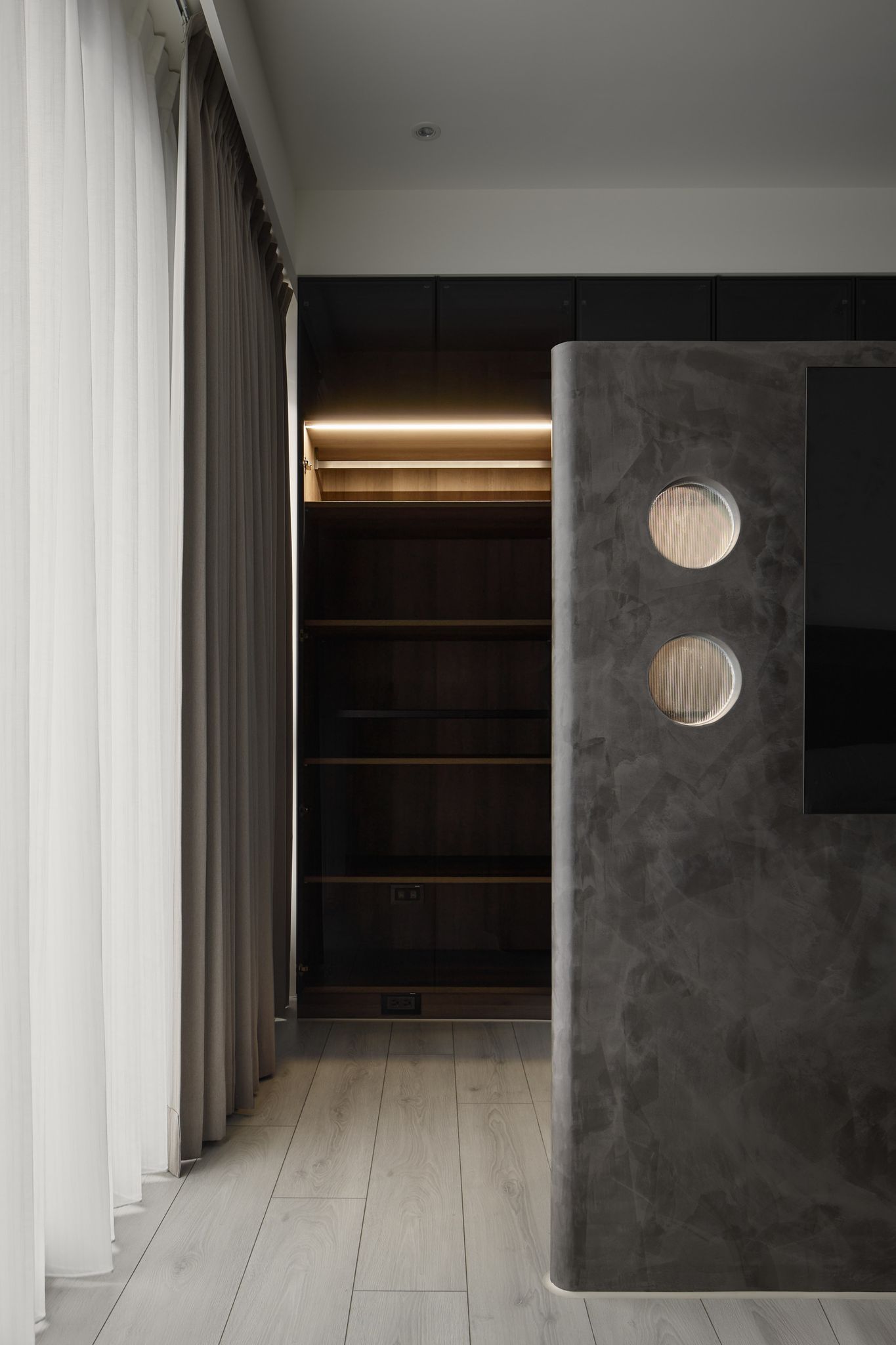 JC RESIDENCE - Detail View 8-2